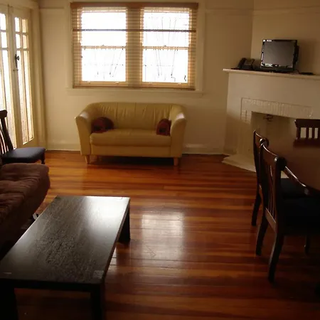 Accommodation Sydney Rockdale - 2 Bedroom Pet Friendly Budget Apartments Near Rockdale Station And Brighton Le Sands Beach Exterior photo