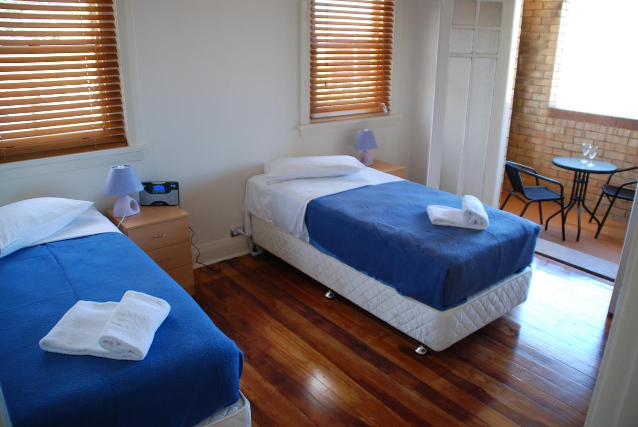 Apartment Rockdale - 2 Bedroom Pet Friendly Budget Near Rockdale Station And Brighton Le Sands Sydney