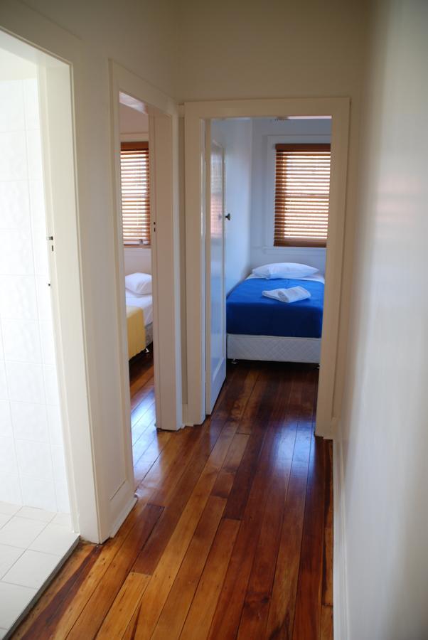 Rockdale - 2 Bedroom Pet Friendly Budget Near Rockdale Station And Brighton Le Sands Apartment